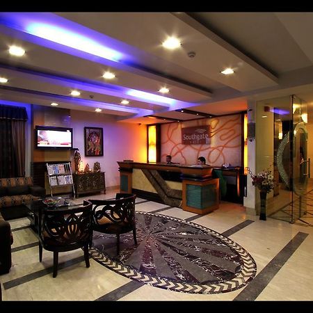 Hotel Southgate Delhi New Delhi Exterior photo